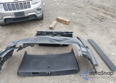 2018 Chevrolet Traverse 1Lt z USA, uszkodzony, nr VIN 1GNEVGKW2JJ242597